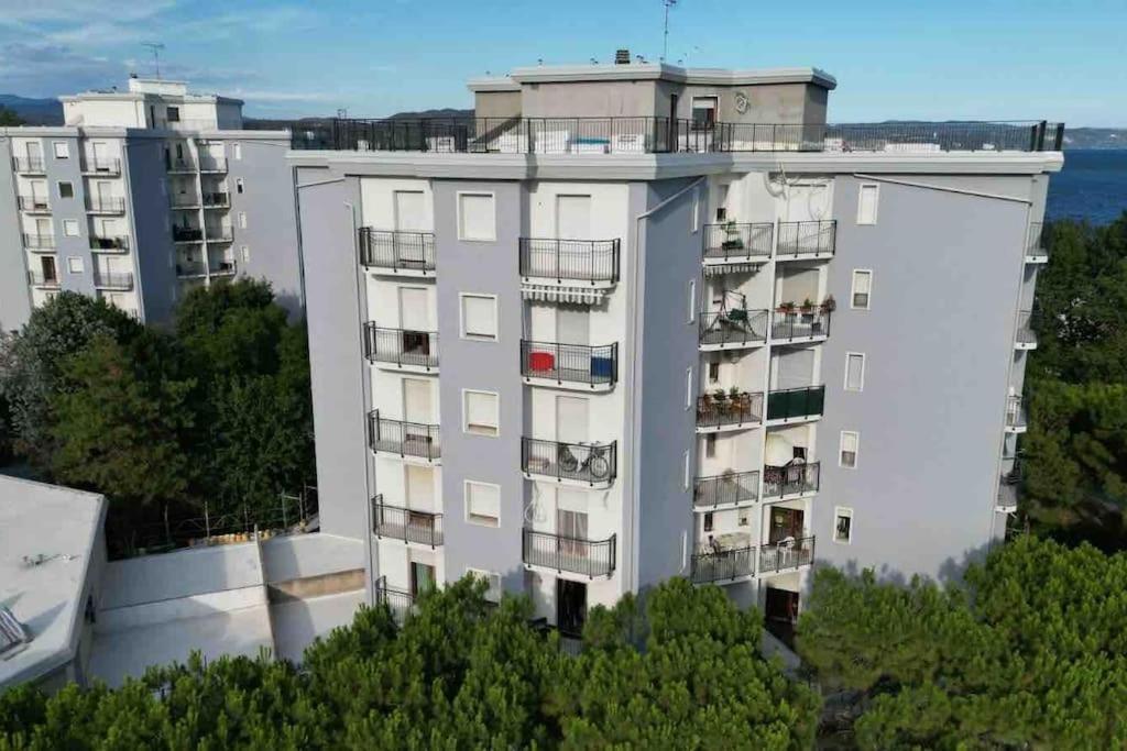 Appartamento Luxury Vista Mare Per 6 Persone A Marina Julia Dış mekan fotoğraf